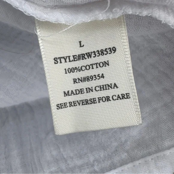 NWOT No Comment White Cotton Cropped Button Down Size Large - Picture 6 of 6